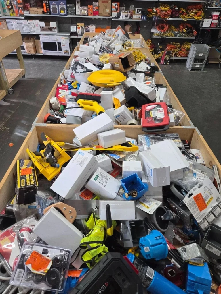 Large Liquidation Pallet Box** –Amazon Walmart Target Best Buy Brand New